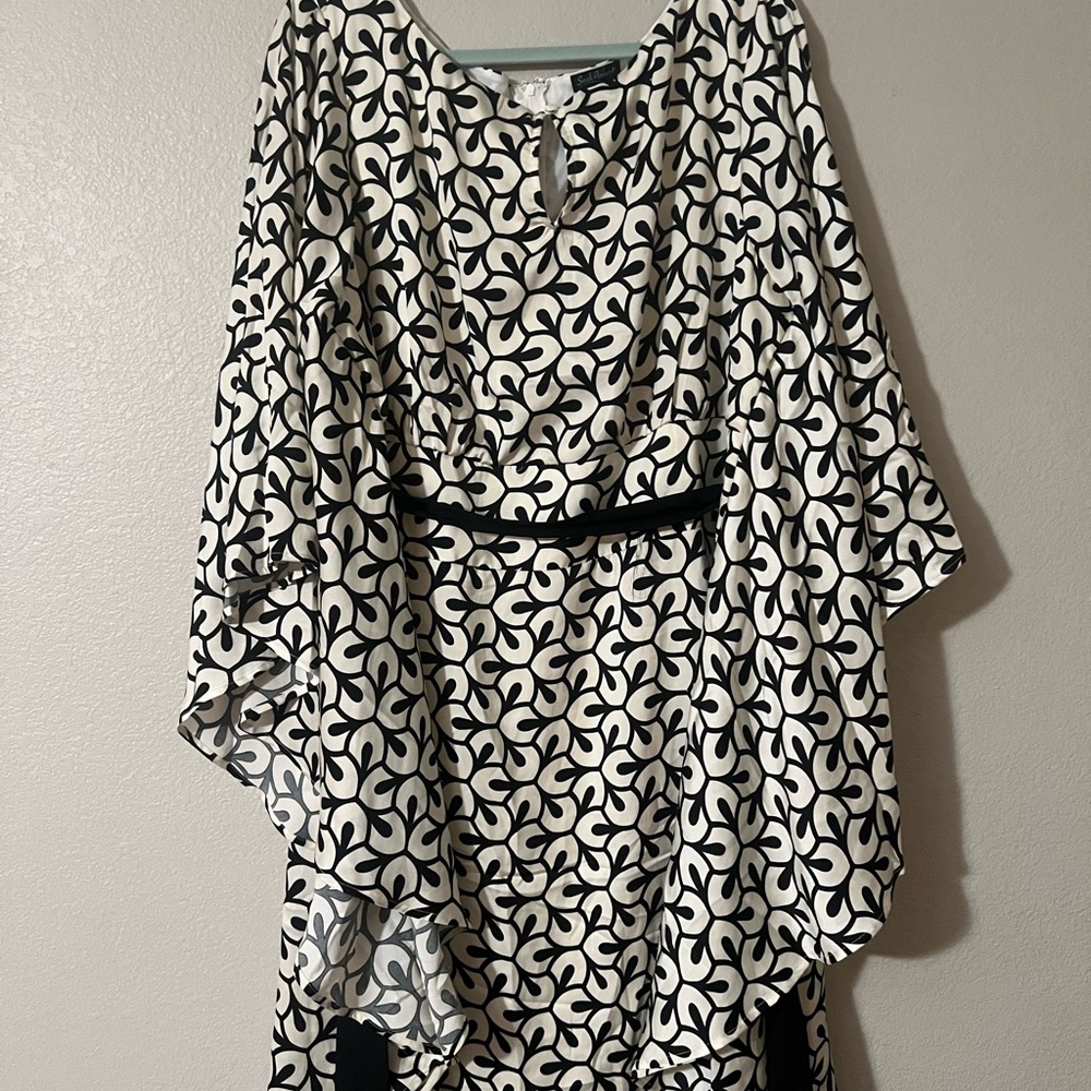 SMAK PARLOUR Black and White Asymmetrical Tiered Cowl Neck Dress